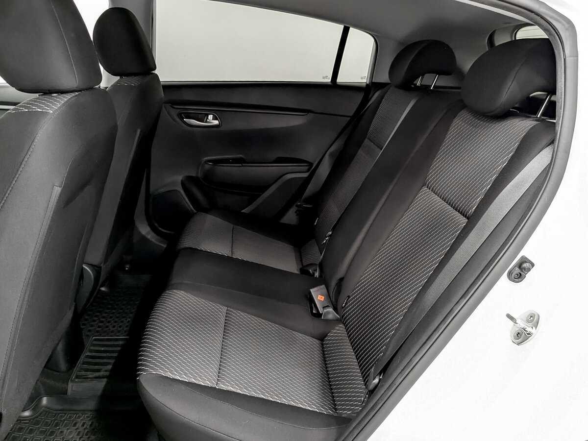 Kia Rio X-Line, 2017 Фото №12