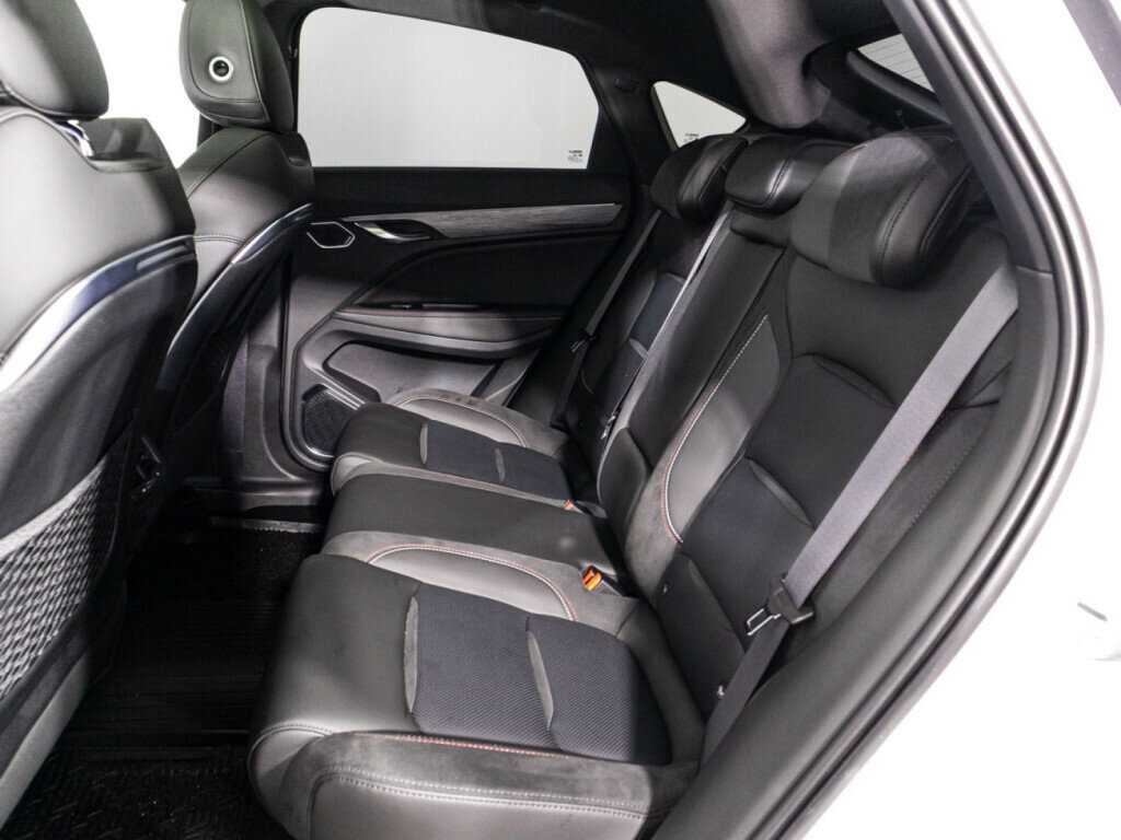 Geely Tugella, 2024 Фото №10