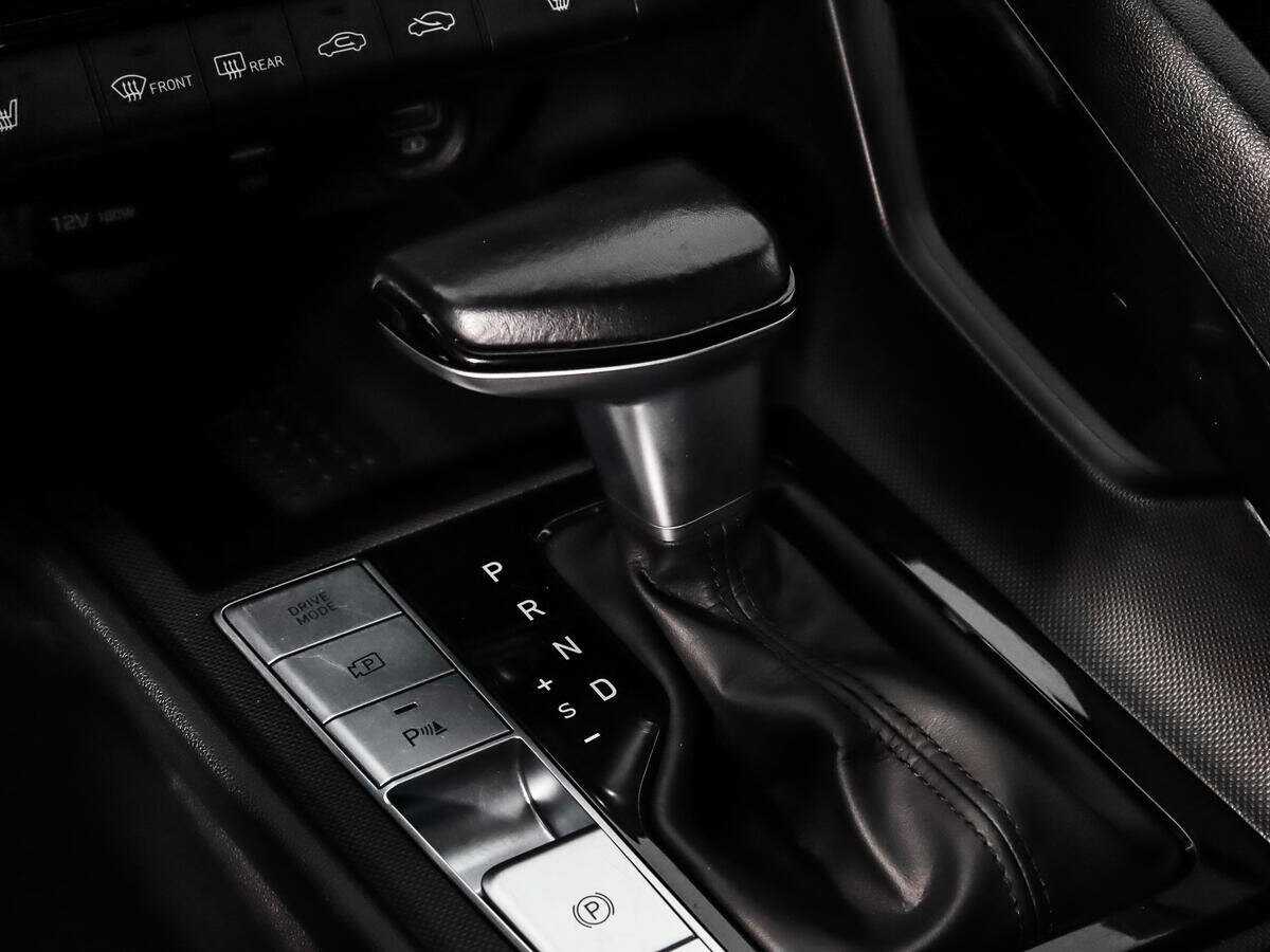 Hyundai Elantra, 2021 Фото №12