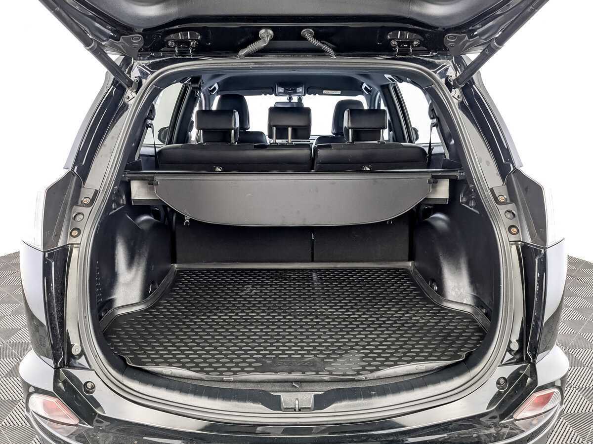 Toyota RAV4, 2017 Фото №10