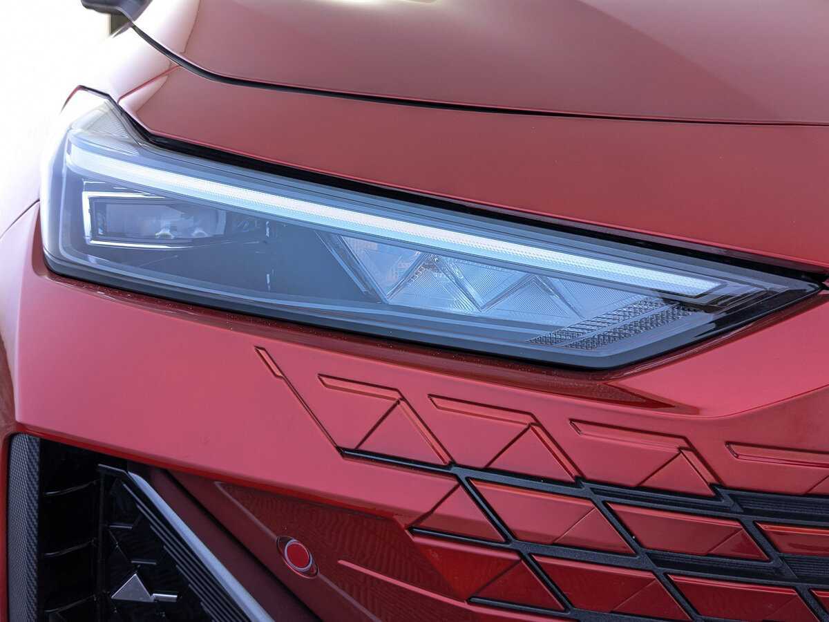 Changan UNI-V, 2024 Фото №11