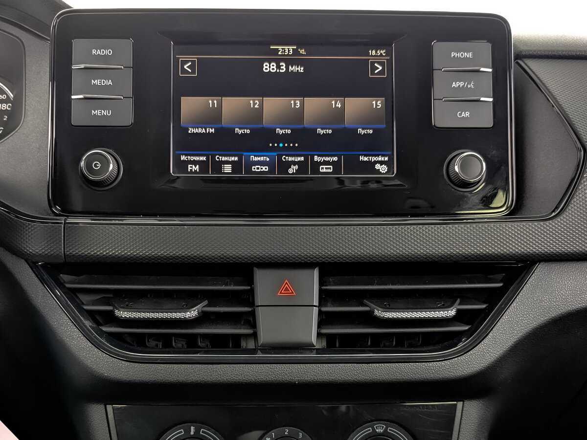 Volkswagen Polo, 2020 Фото №16