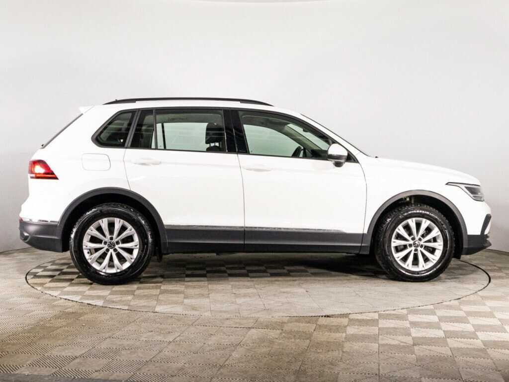 Volkswagen Tiguan, 2021 - 34 956 км. | Фото №4