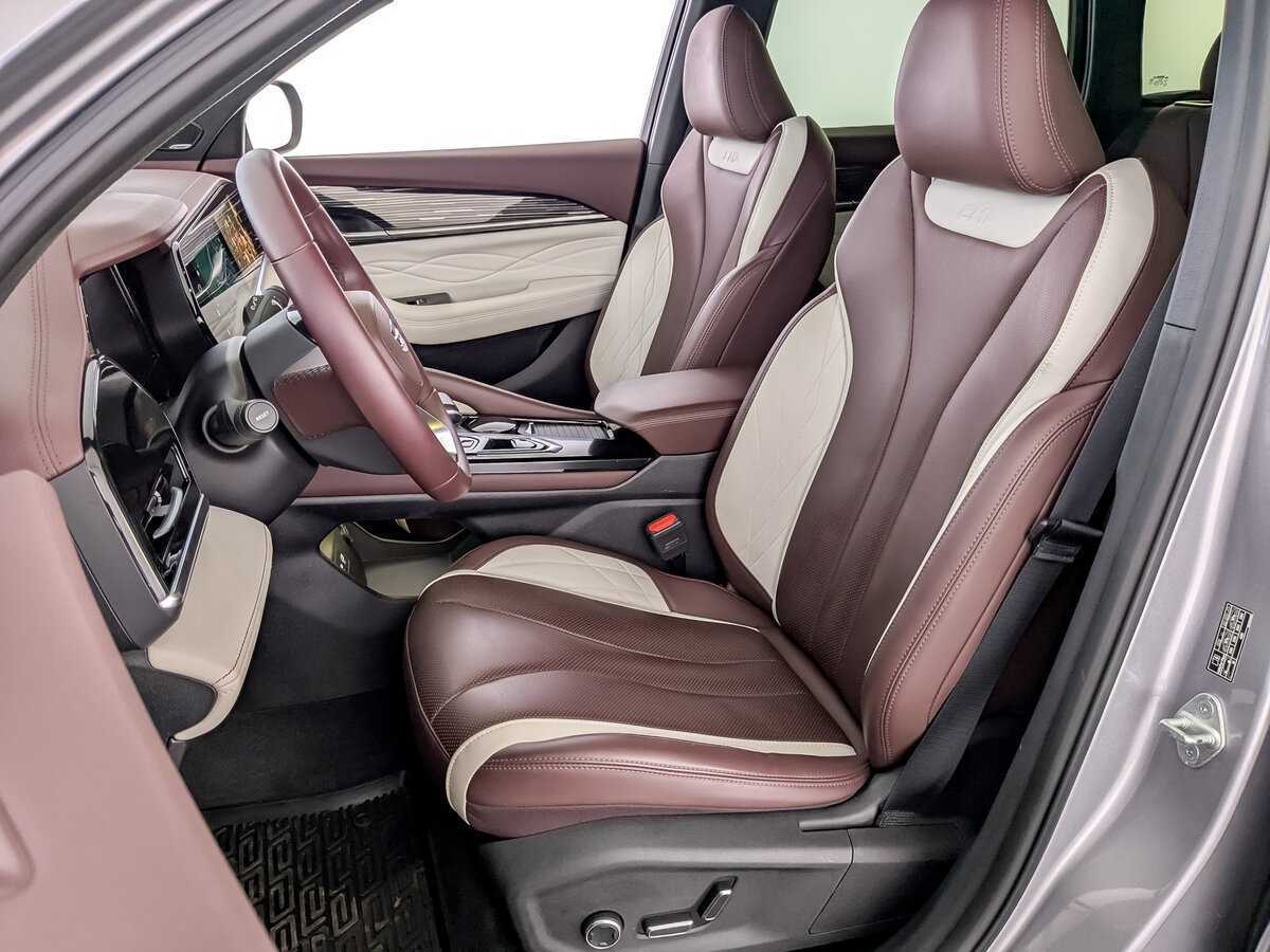 Geely Monjaro, 2022 Фото №20