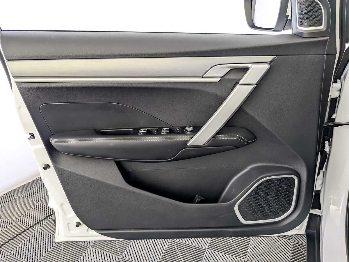 Geely Coolray, 2023 Фото №18