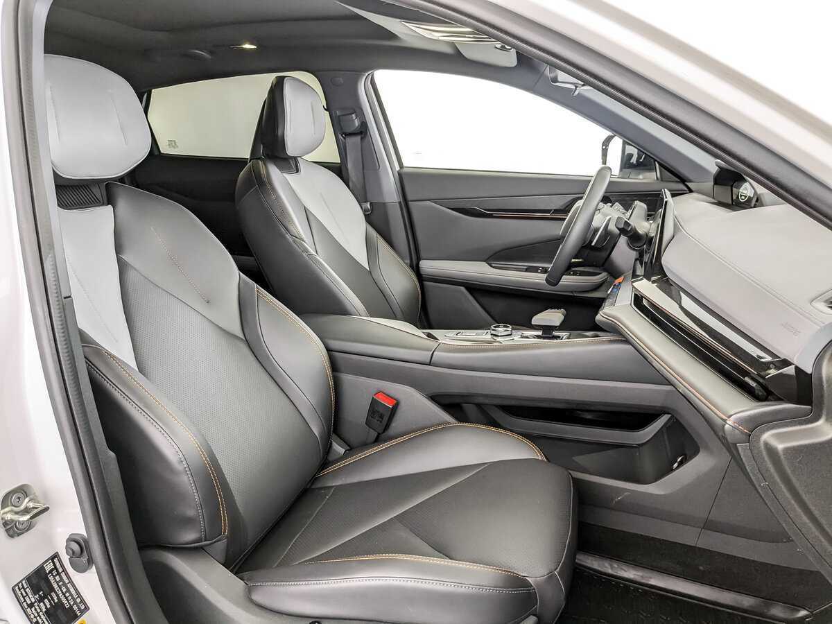 Changan UNI-V, 2023 Фото №22