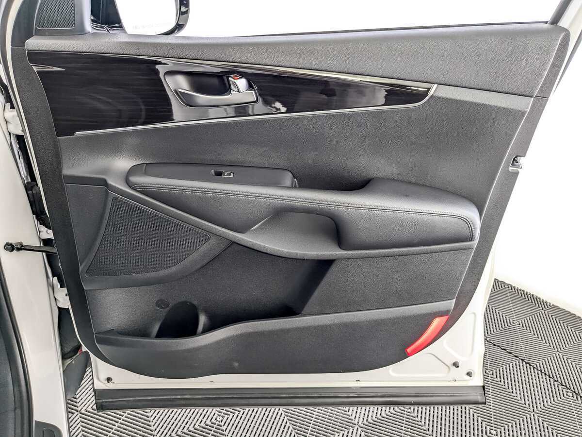 Kia Sorento 8-speed, 2019 Фото №25