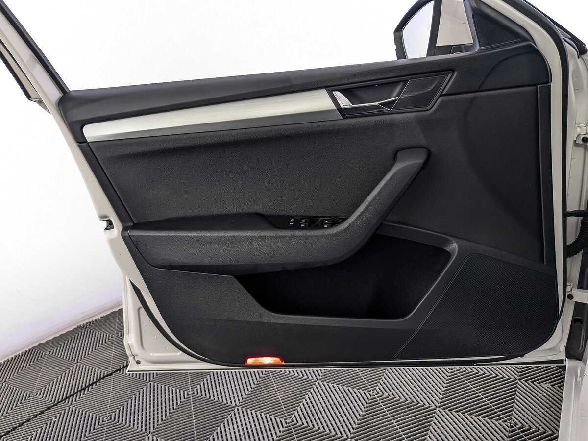 Skoda Superb, 2018 Фото №19