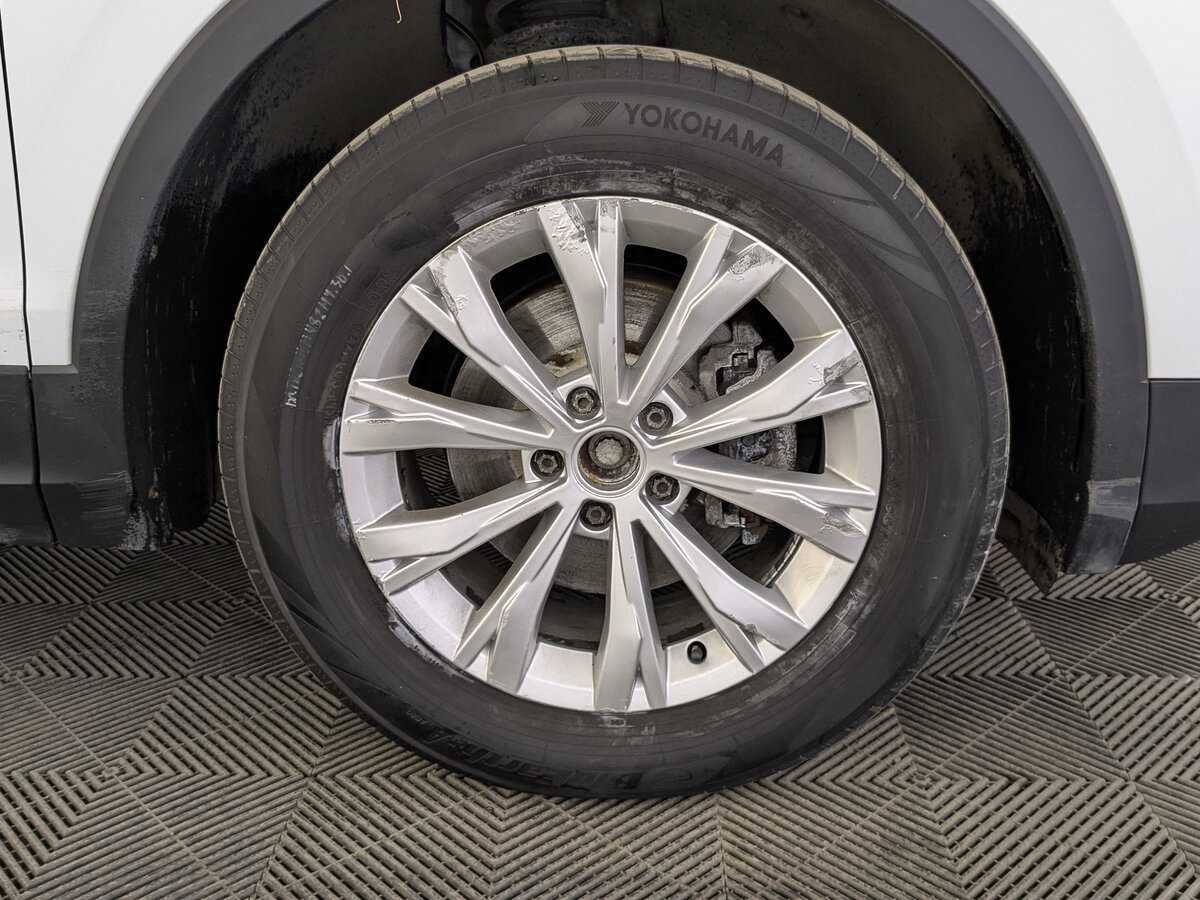 Volkswagen Tiguan, 2021 Фото №12