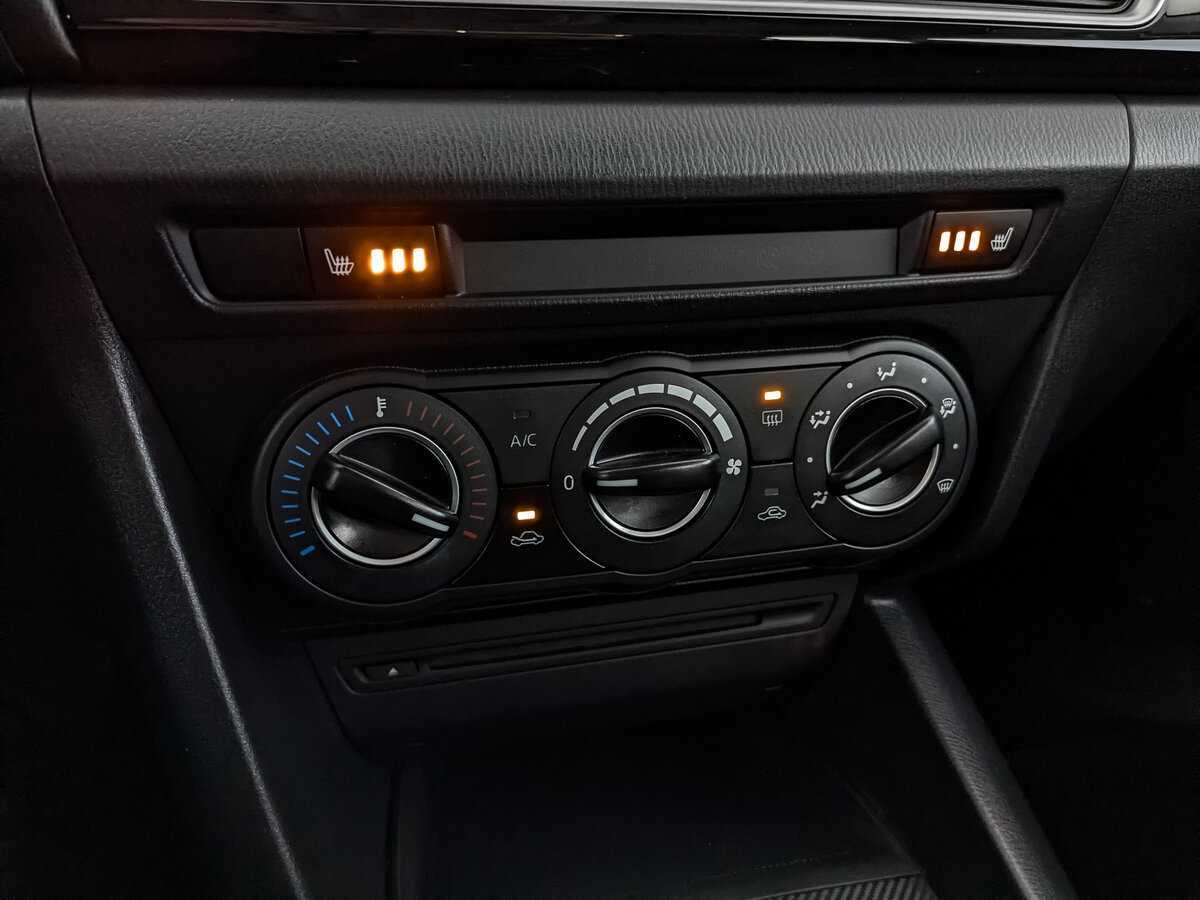 Mazda 3, 2014 Фото №21