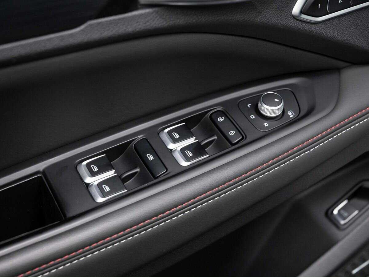 Geely Tugella, 2023 Фото №19