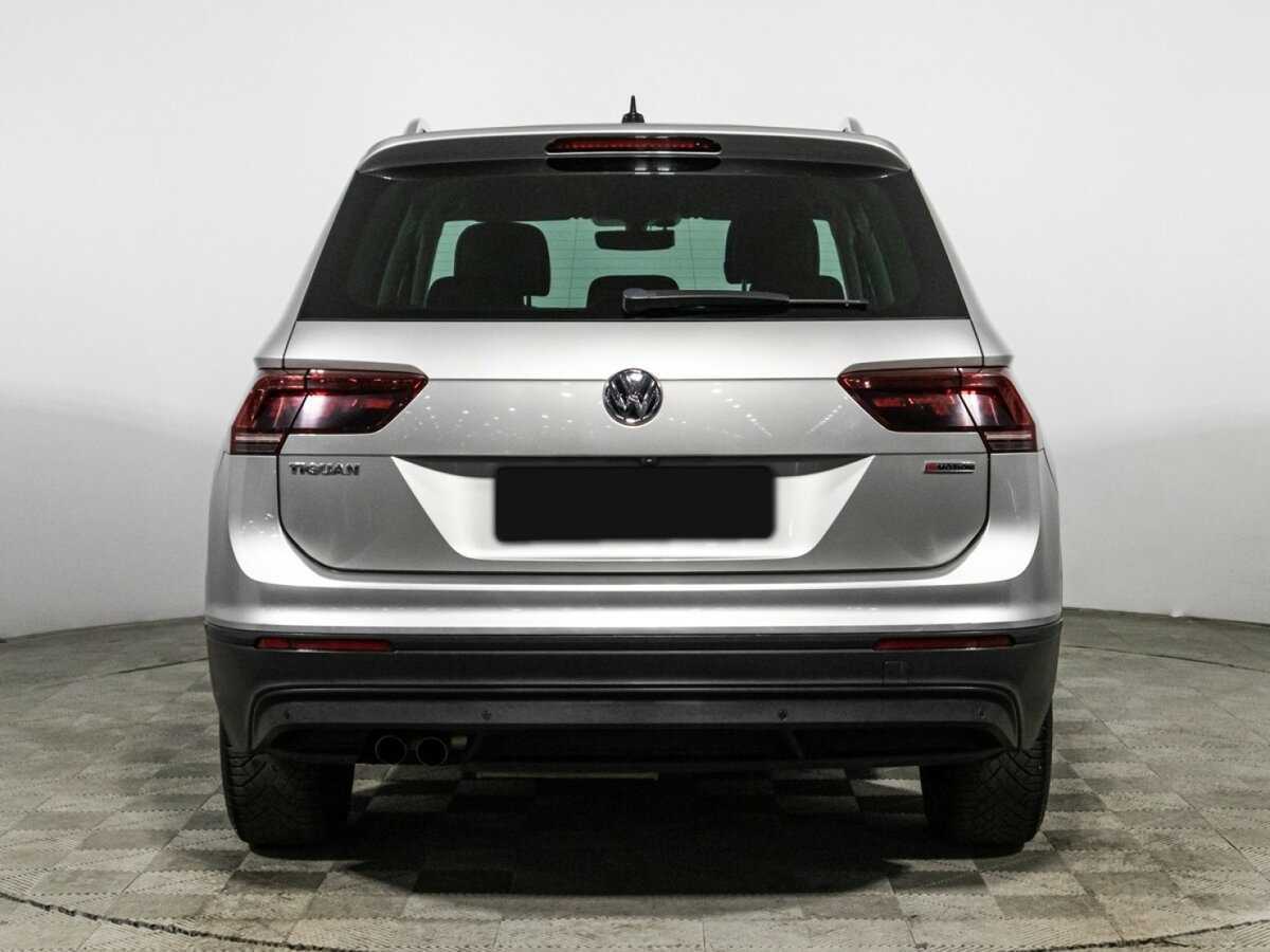 Volkswagen Tiguan, 2018 Фото №6