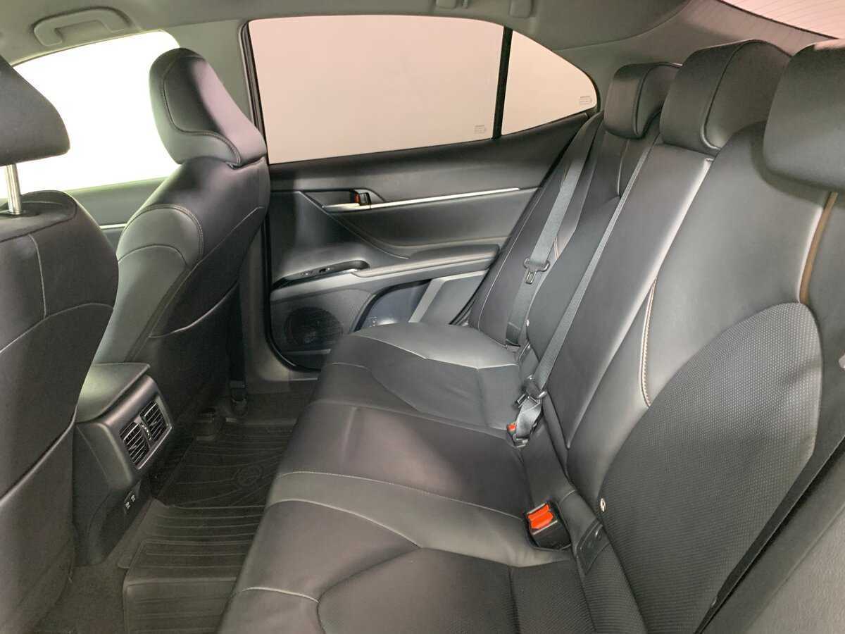 Toyota Camry, 2020 Фото №19