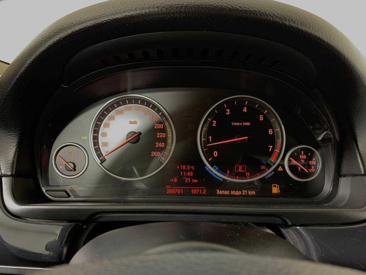 BMW 5 серии 528i, 2012 Фото №15