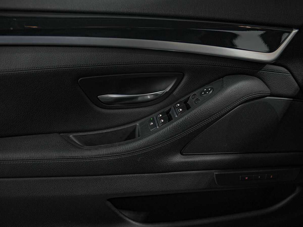 BMW 5 серии 525d xDrive, 2014 Фото №13