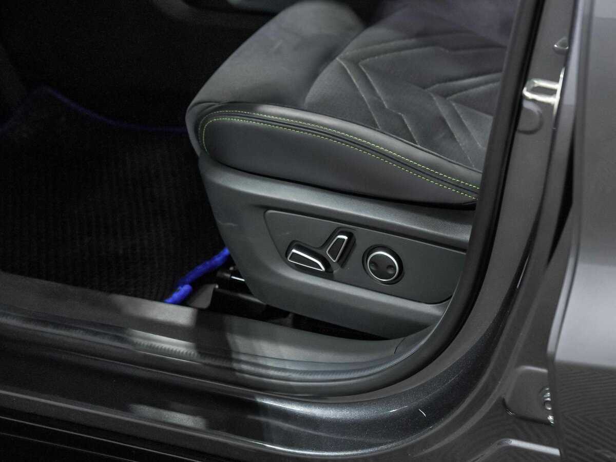 Changan UNI-T, 2023 Фото №18