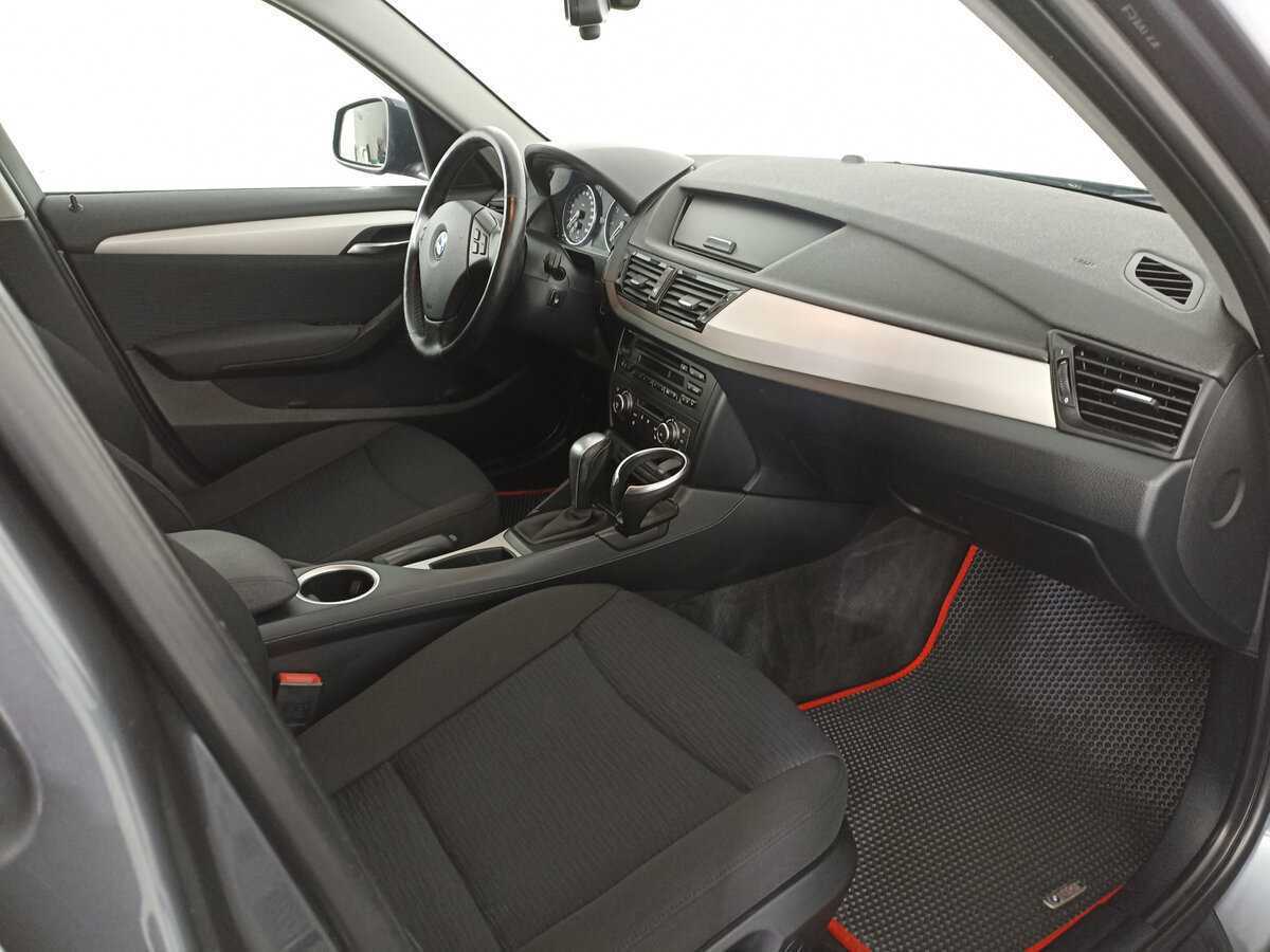 BMW X1 18i, 2014 Фото №9