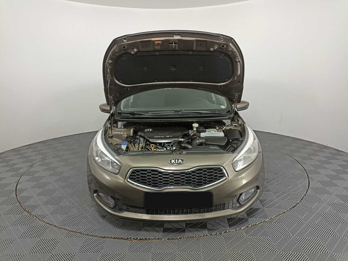 Kia Ceed, 2012 Фото №9