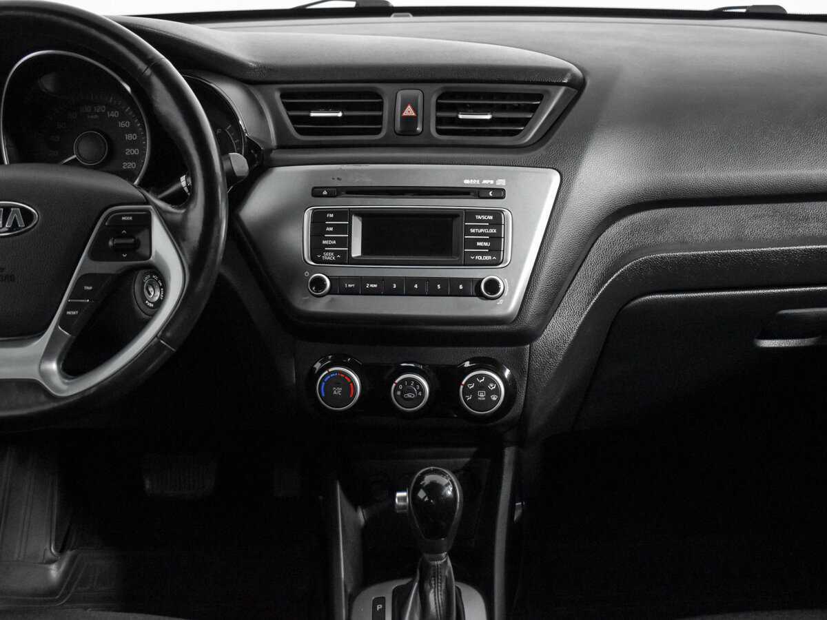 Kia Rio, 2016 Фото №12