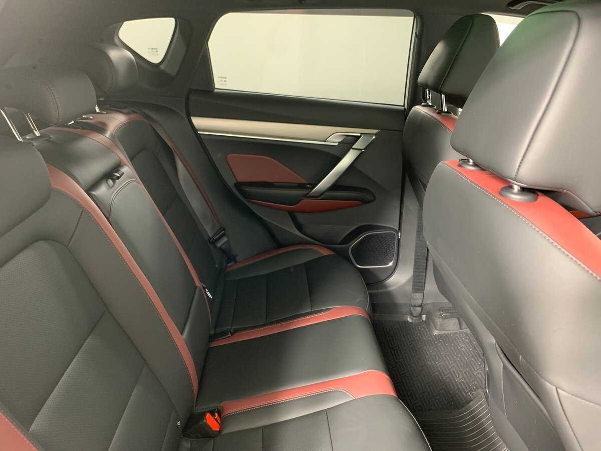 Geely Coolray, 2023 Фото №18