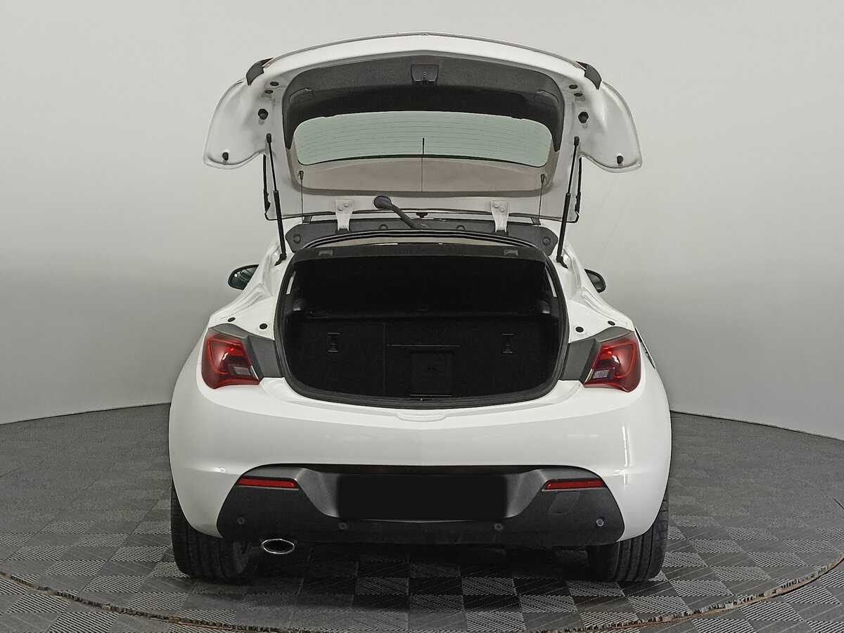 Opel Astra GTC, 2013 Фото №9