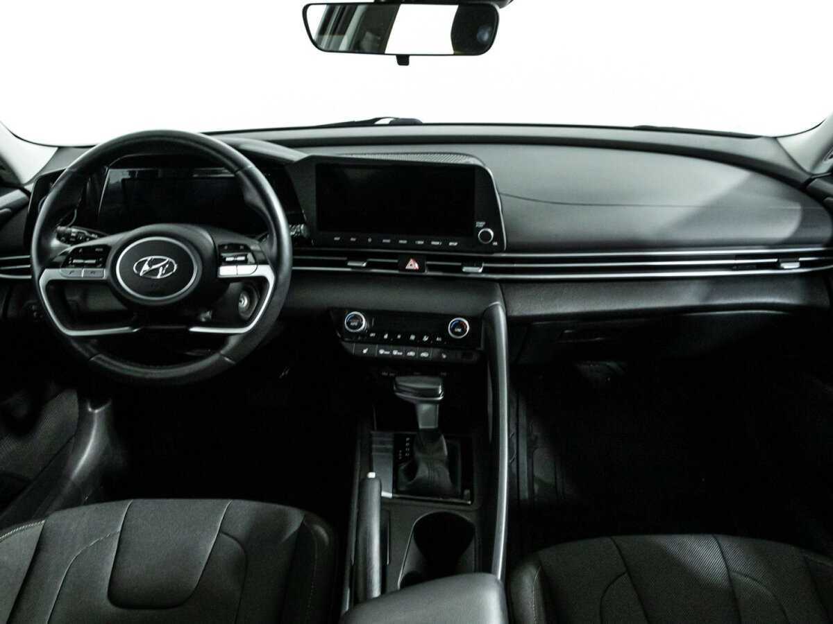Hyundai Elantra, 2023 Фото №13