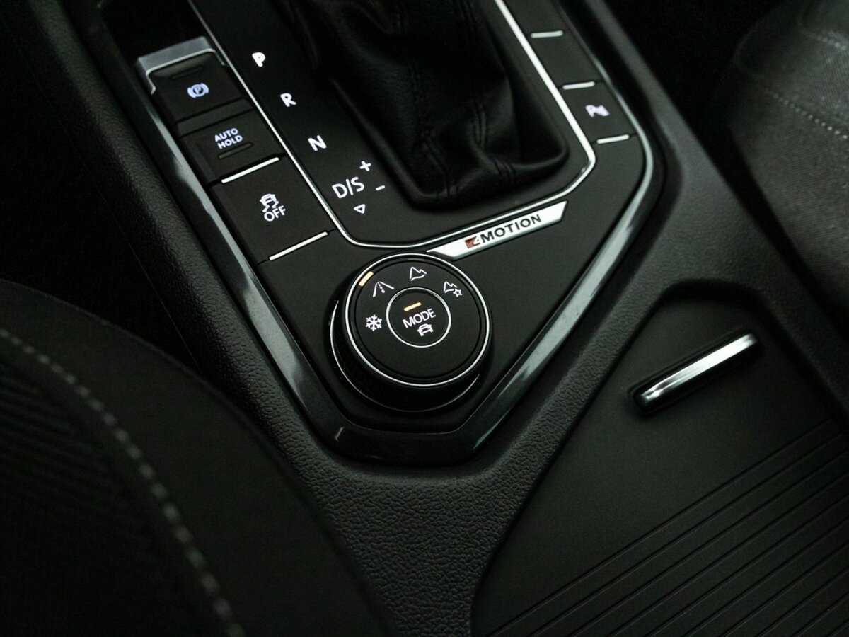 Volkswagen Tiguan, 2017 Фото №18