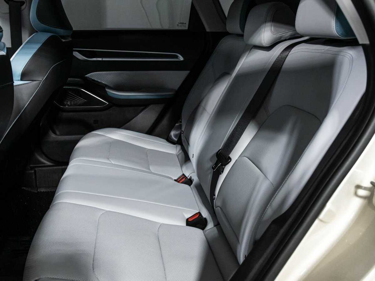 Geely Emgrand, 2023 Фото №10