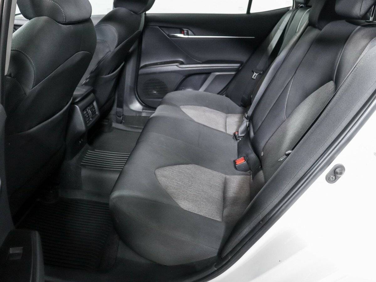 Toyota Camry, 2021 - 70 452 км. | Фото №8