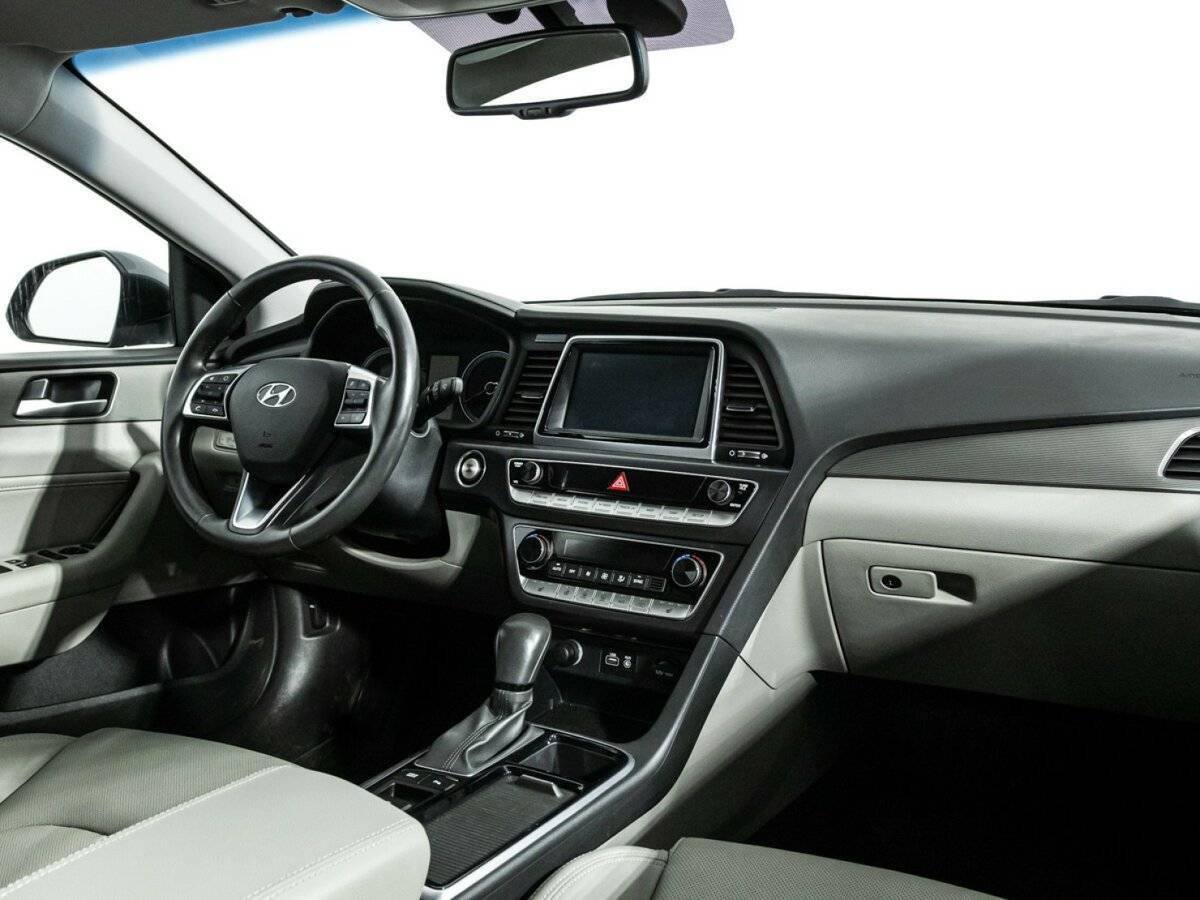 Hyundai Sonata, 2018 Фото №9