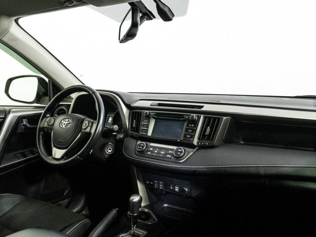 Toyota RAV4, 2016 Фото №7