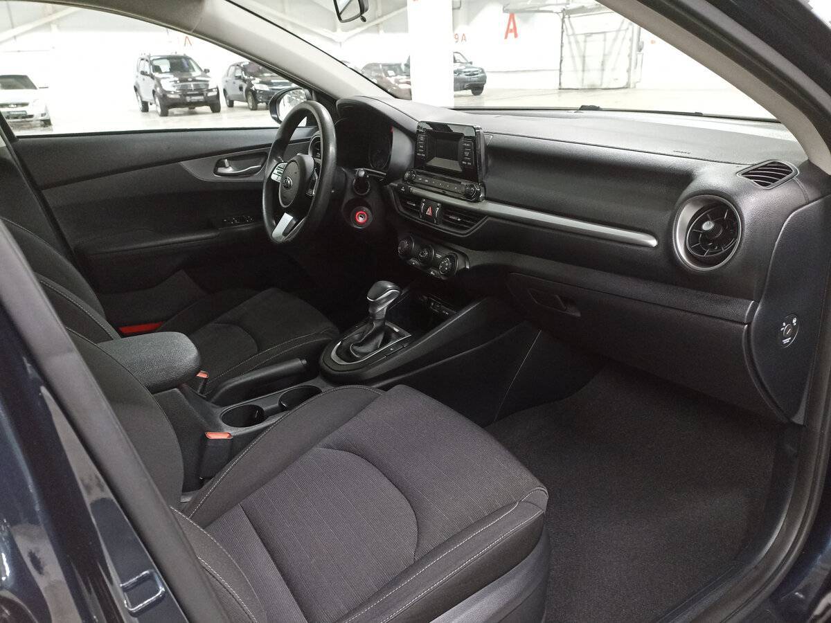 Kia Cerato, 2019 Фото №11