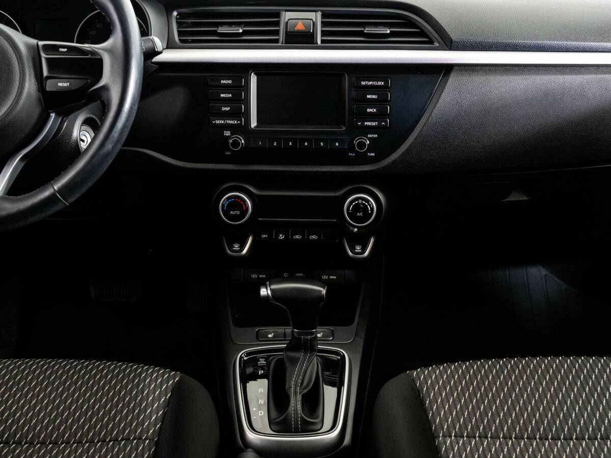 Kia Rio X-Line, 2018 Фото №10