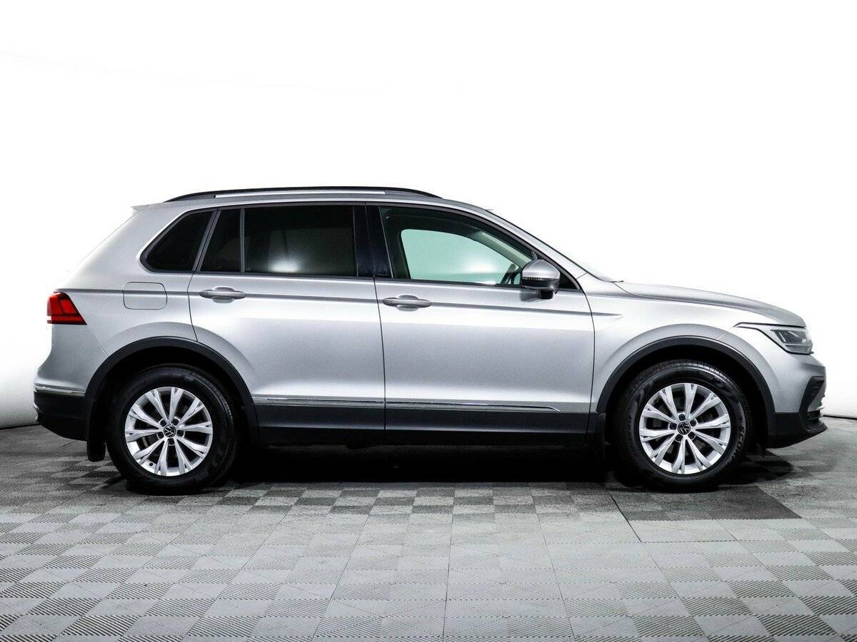 Volkswagen Tiguan, 2021 - 29 904 км. | Фото №4