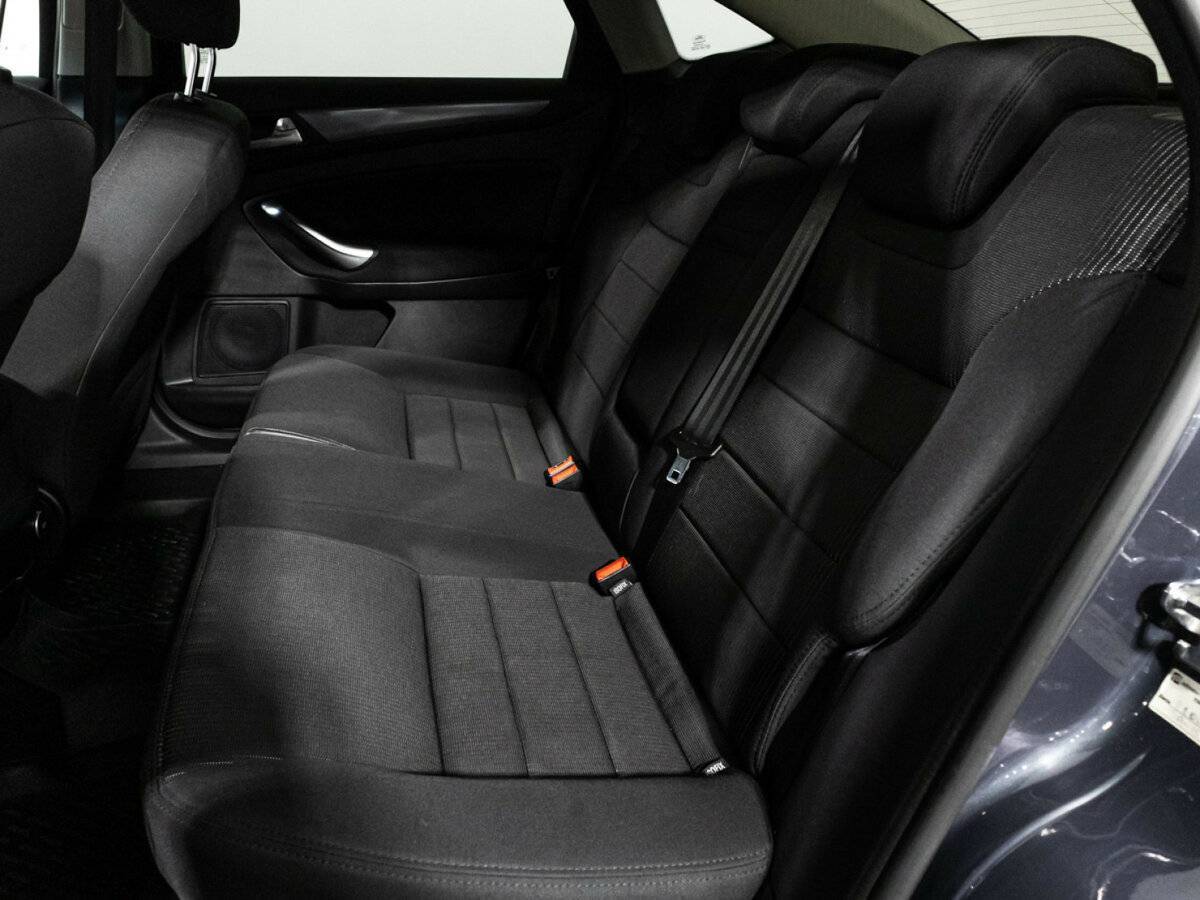 Ford Mondeo, 2013 Фото №10