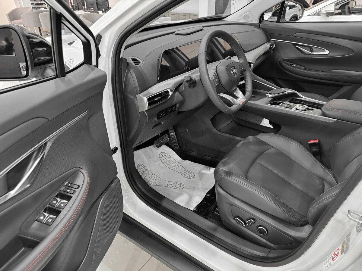 Changan UNI-T, 2024 Фото №9