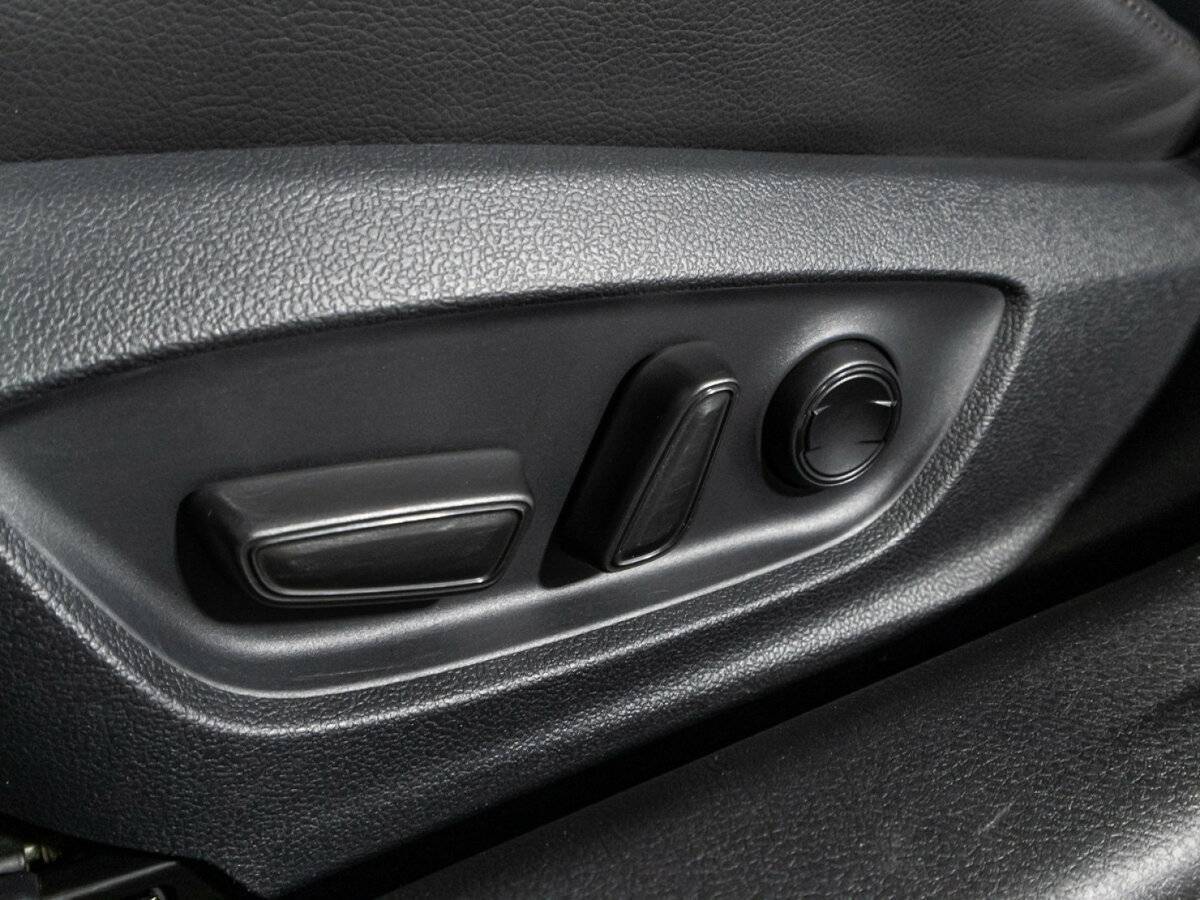 Toyota Camry, 2018 Фото №18