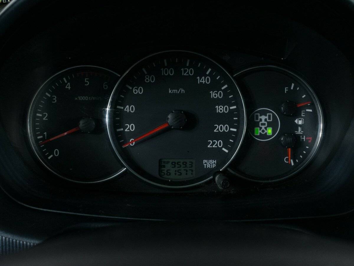 Mitsubishi Pajero Sport, 2012 Фото №13