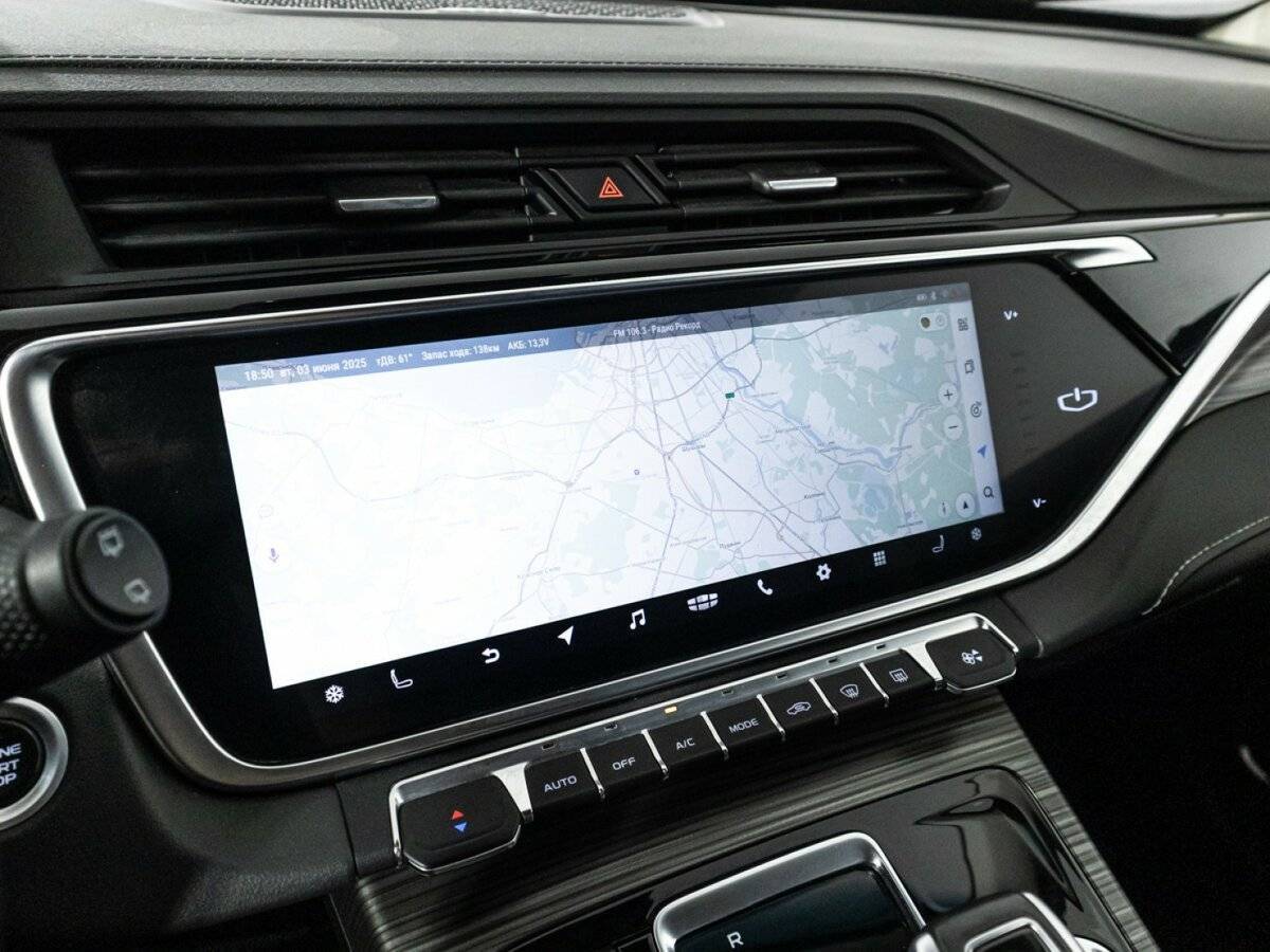 Geely Atlas Pro, 2021 Фото №17