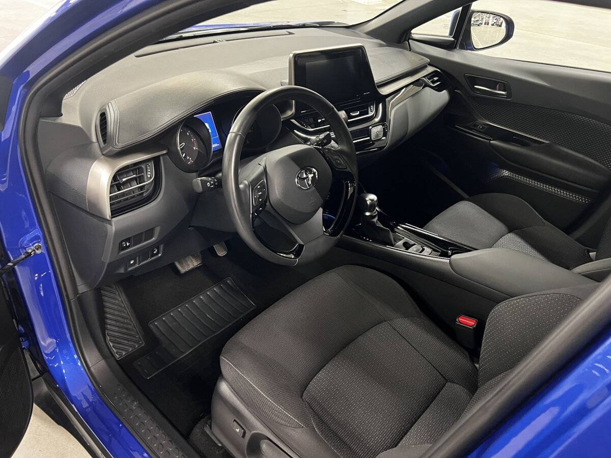 Toyota C-HR, 2019 Фото №16