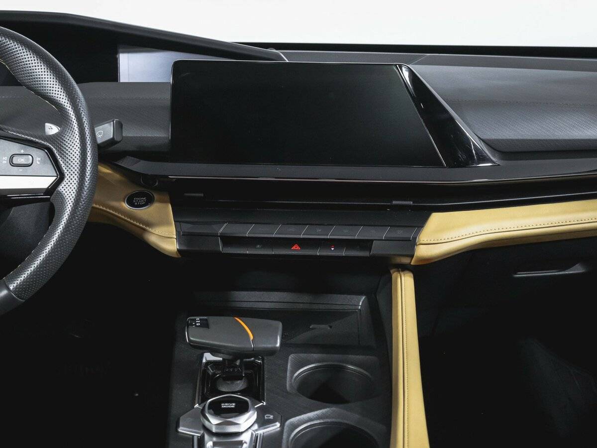 Changan UNI-V, 2022 Фото №10