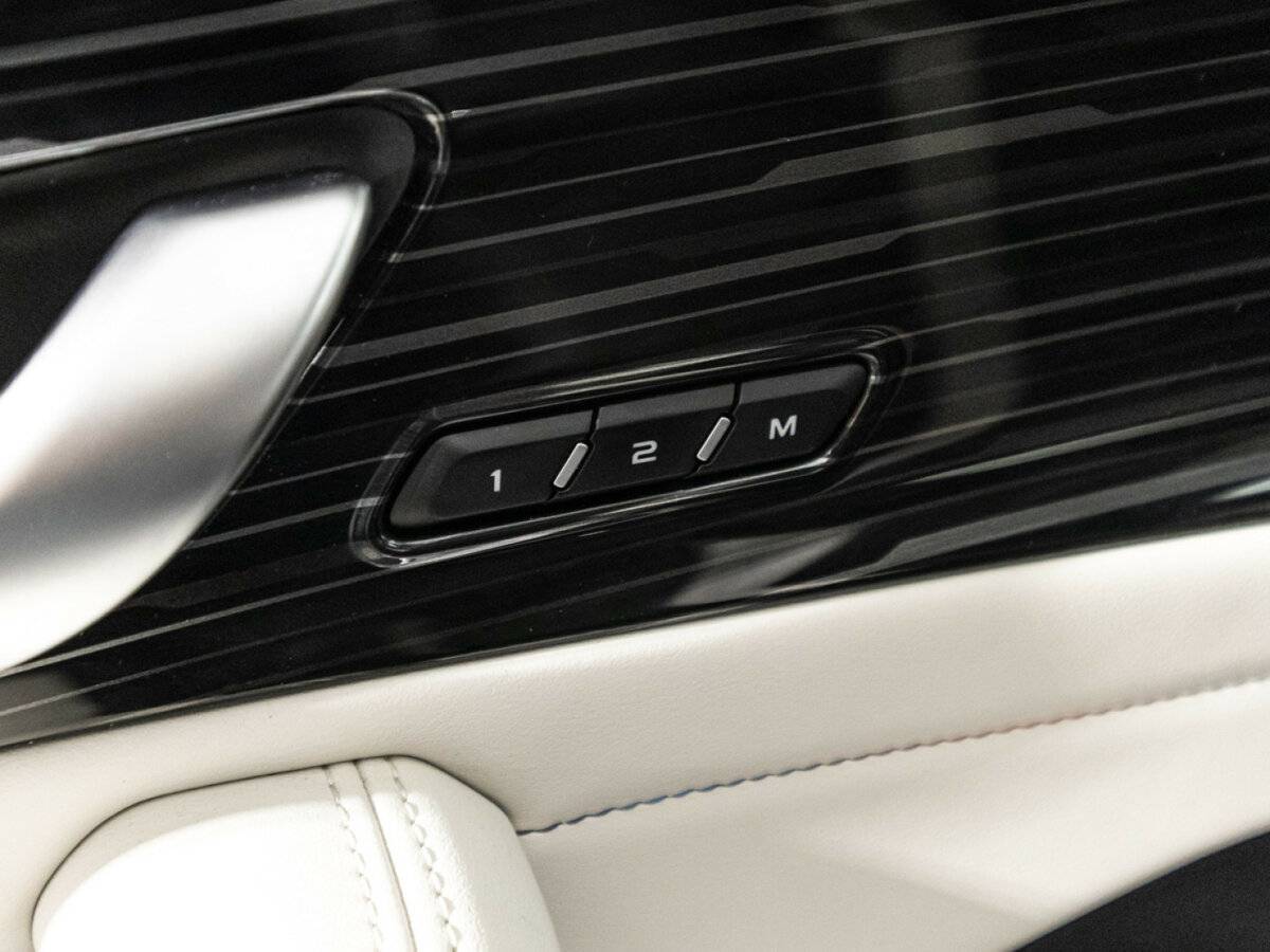 Geely Monjaro, 2022 Фото №19