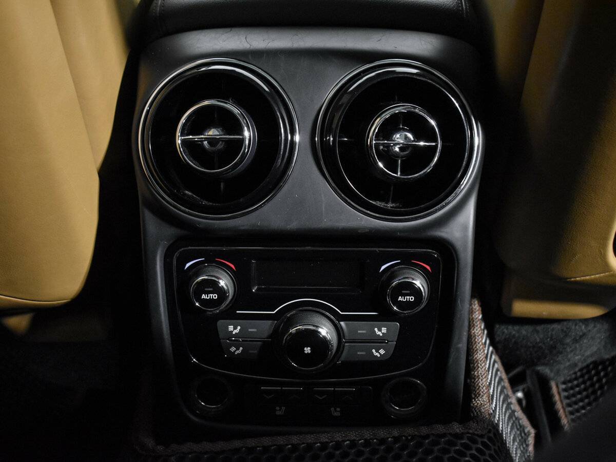 Jaguar XJ Long, 2016 Фото №17