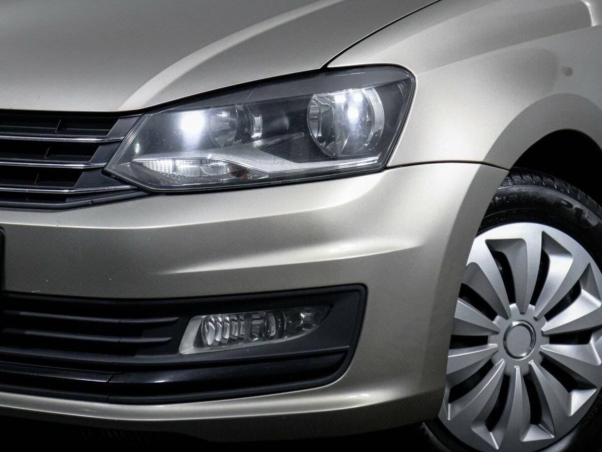 Volkswagen Polo, 2016 Фото №17