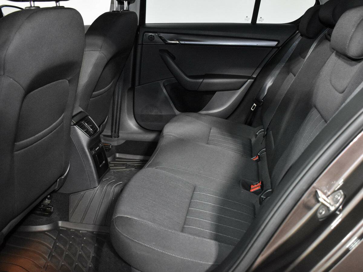 Skoda Octavia, 2019 Фото №11