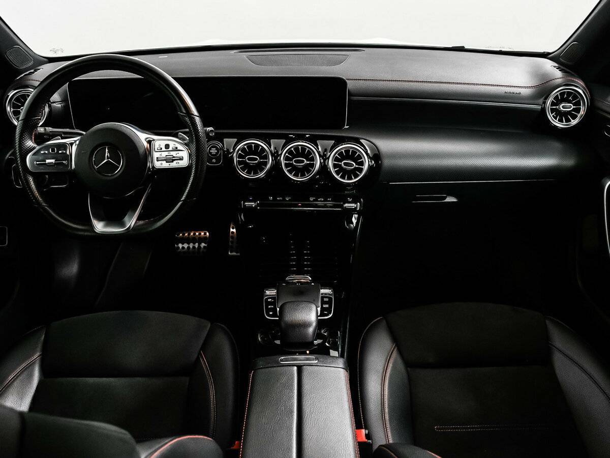 Mercedes-Benz CLA 200, 2019 Фото №11