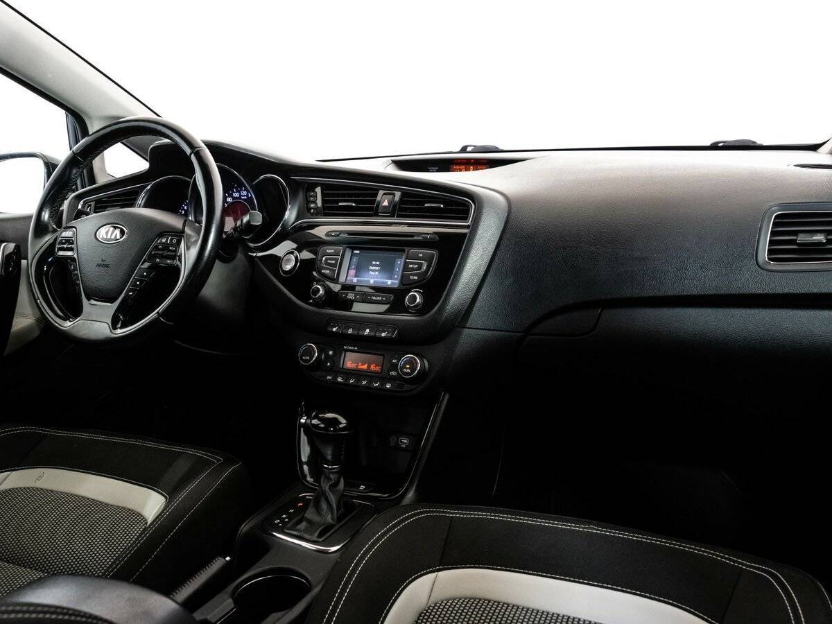 Kia Ceed, 2015 Фото №9