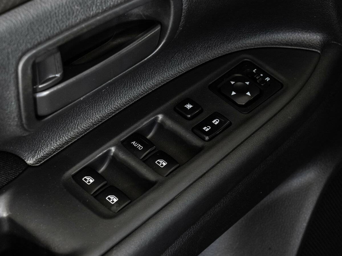 Mitsubishi Outlander, 2018 Фото №14