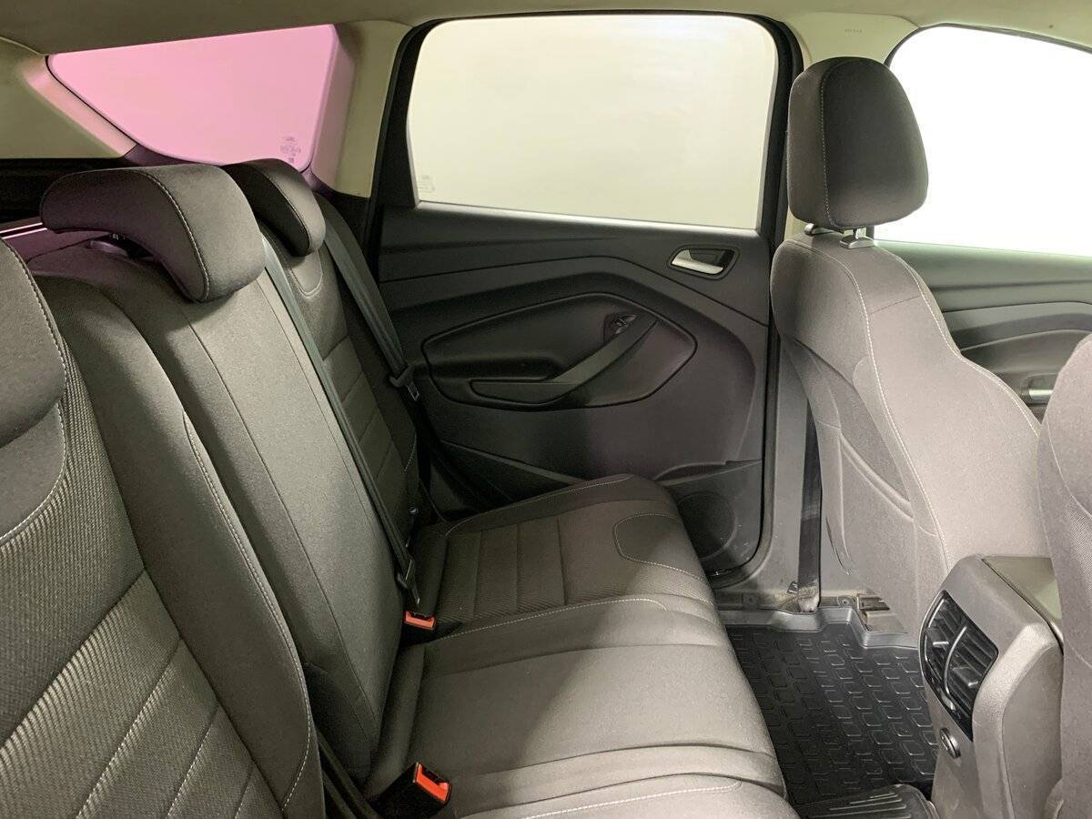 Ford Kuga, 2016 Фото №17