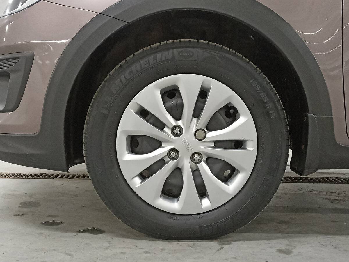 Kia Rio X-Line, 2019 Фото №18